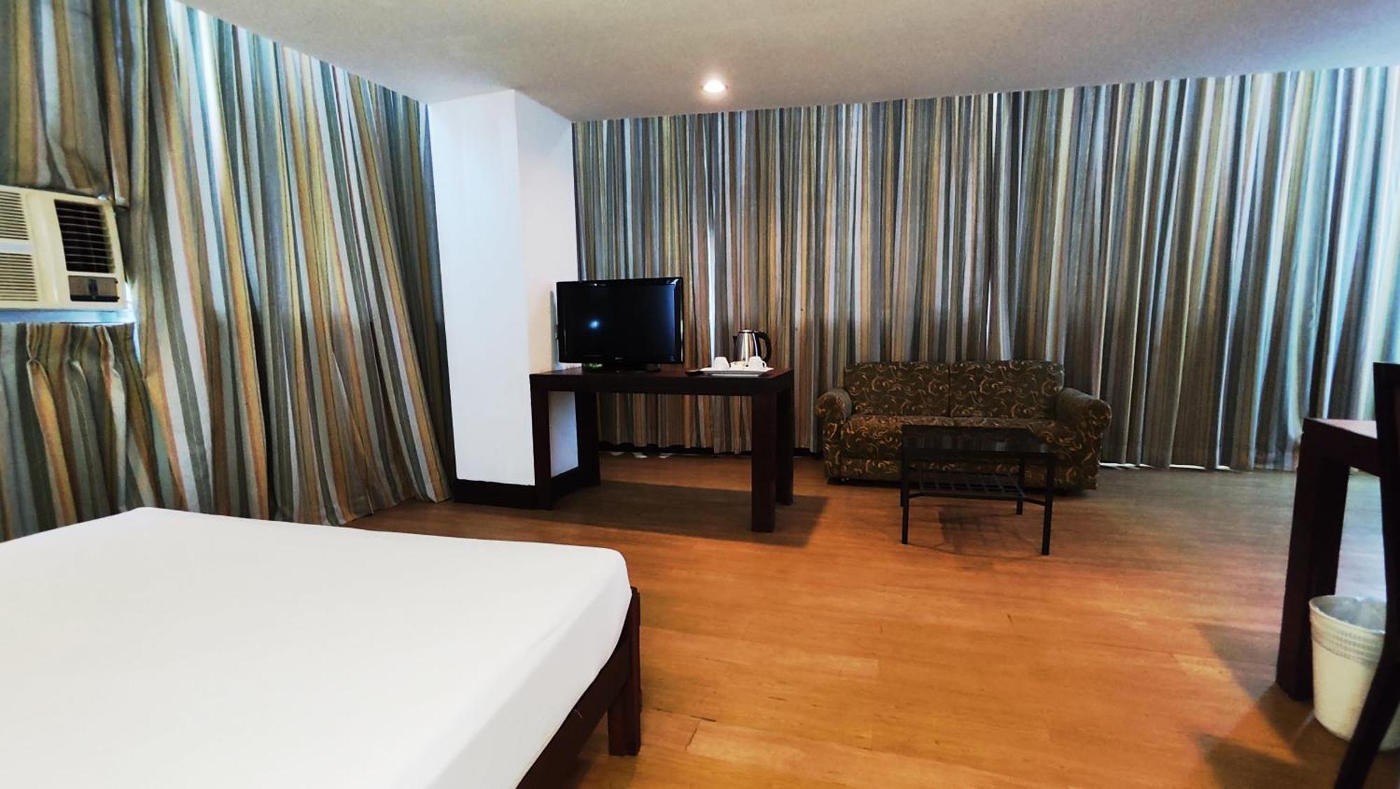 Rajah Park Hotel By Hiverooms Cebu Екстериор снимка