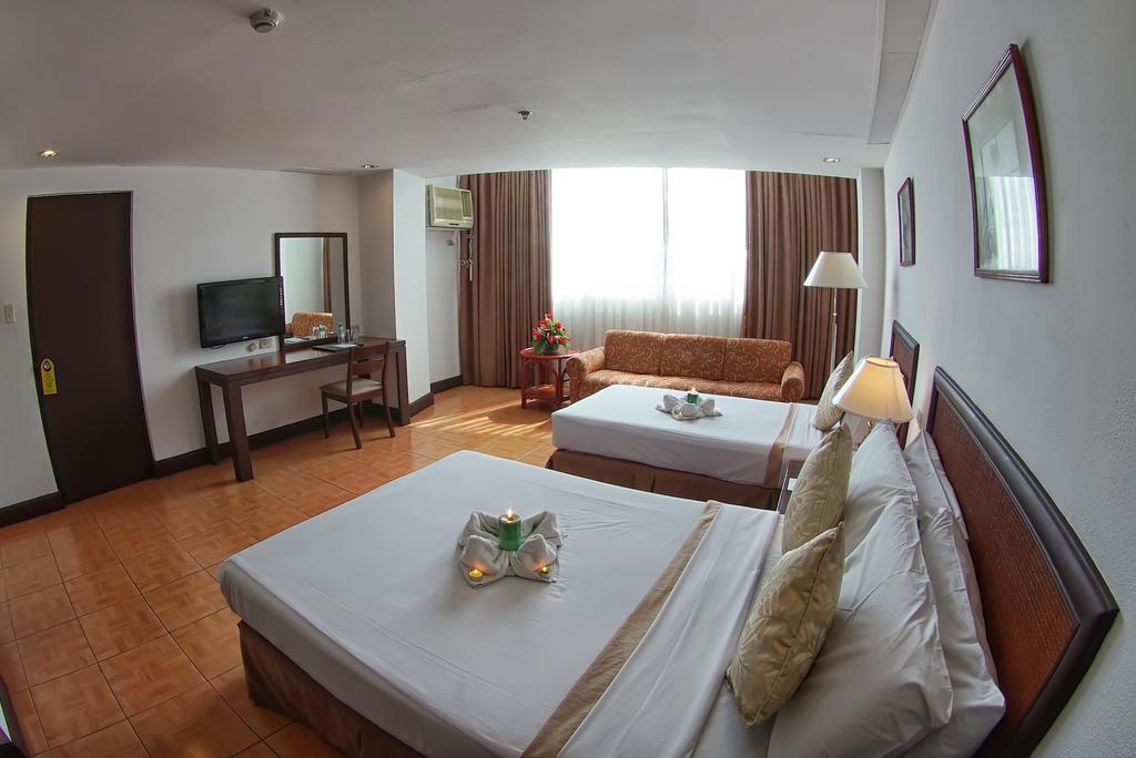 Rajah Park Hotel By Hiverooms Cebu Екстериор снимка